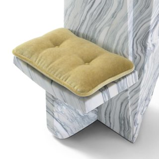 SYMPOSION Chair

Unique piece
arabescato marble by Les Marbreries de la Seine
Upholstery by Le Lit National
Mohair velvet by Dedar

📸 @massimopessina 

#symposion #anthonyguerrée #collectibledesign #marble #furnituredesign